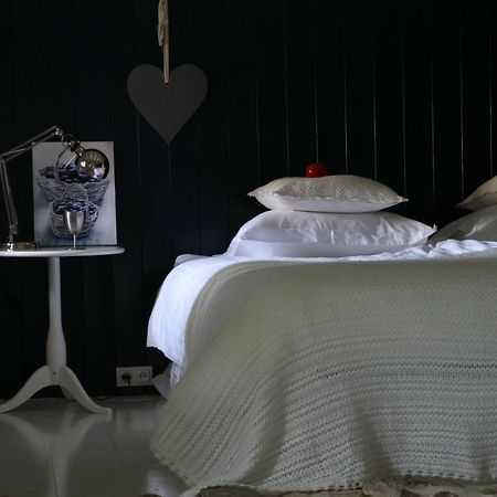 Bed and Breakfast La Paresse En Douce Tours-Sur-Meymont Esterno foto